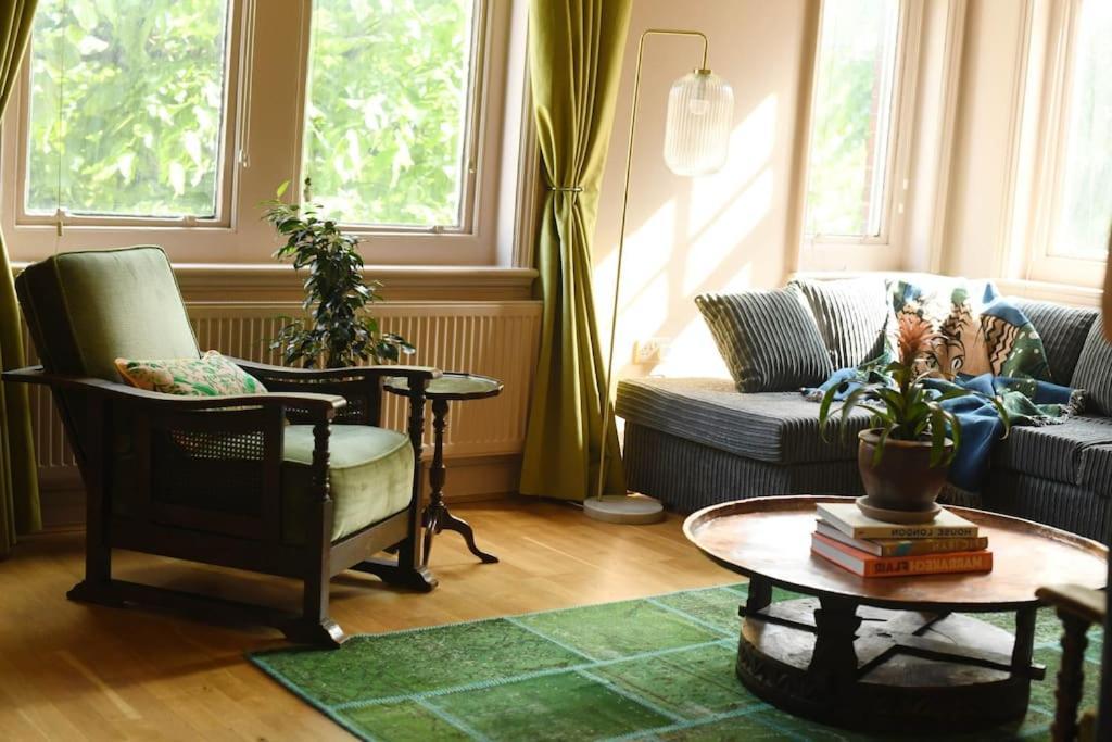 Three-Storey, Renovated 1890S Heritage Home In Spitalfields Market Londra Esterno foto